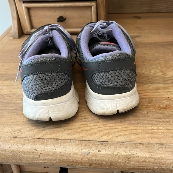 Nike Flex Experience Running Shoes Sneakers Size 9 Gray - Picture 4 of 10
